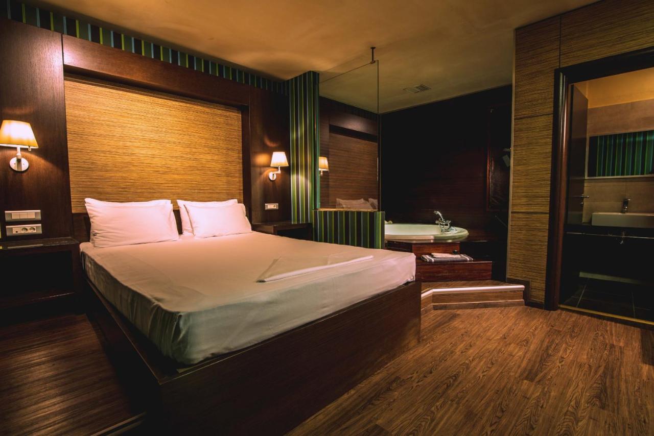 Ruby Rooms Kifisia - Adults Only Athén Kültér fotó