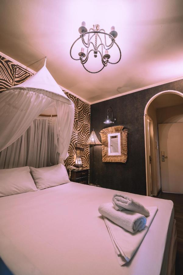 Ruby Rooms Kifisia - Adults Only Athén Kültér fotó