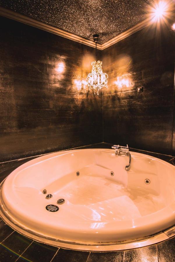 Ruby Rooms Kifisia - Adults Only Athén Kültér fotó