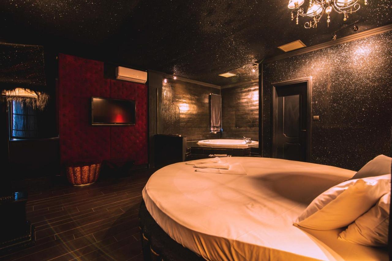 Ruby Rooms Kifisia - Adults Only Athén Kültér fotó